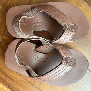 GAP Kids Brown Sandals, rainbow lookalikes